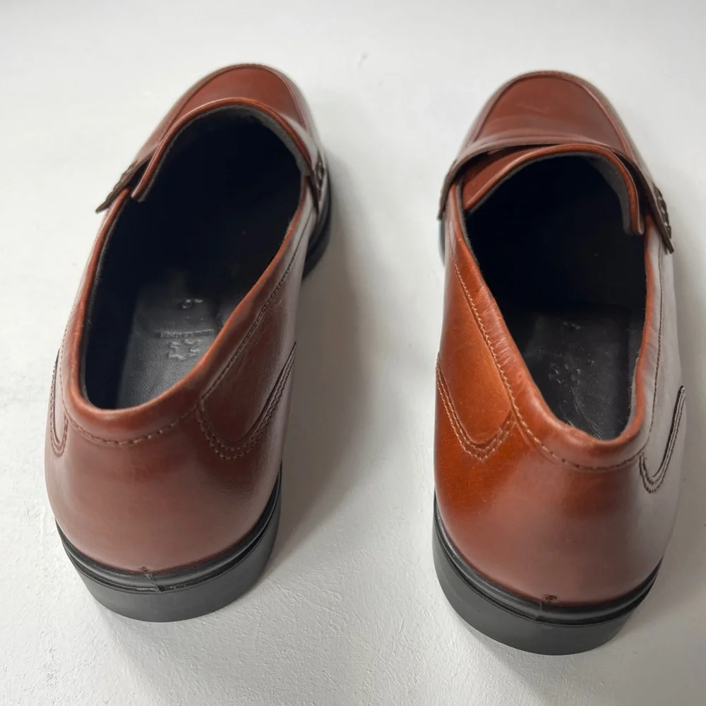 Ecco Rich Brown Leather Slip-On Loafers